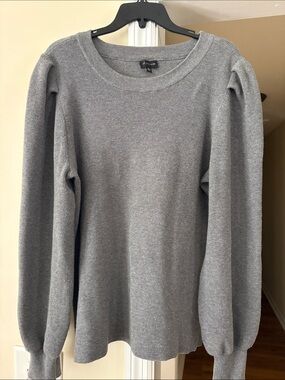 The Limited Gray Ribbed Puff-Sleeve Sweater Top
